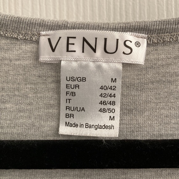 VENUS gray twist-front tee M - Picture 2 of 3